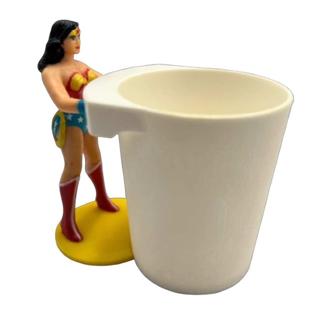 Vintage Wonder Woman Cup Burger King 1988
